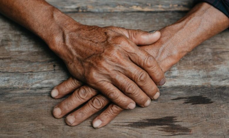 Piden pensiones Bienestar para migrantes mexicanos mayores en EU